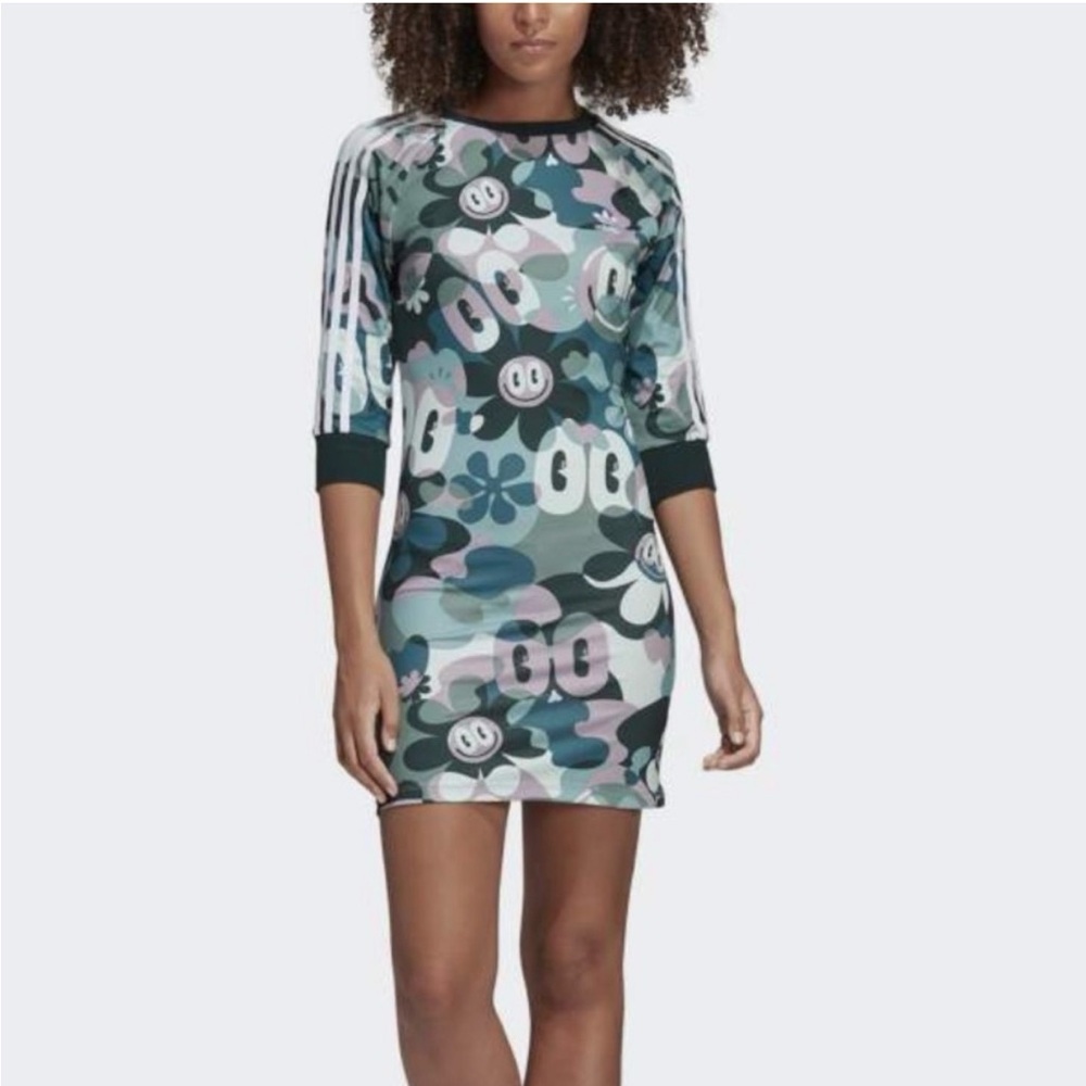 Adidas‎ Originals X Hattie Stewart Three 3 Stripes Camo Doodle Dress Size Large